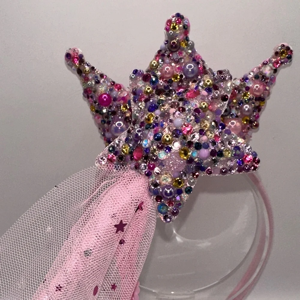 Handmade hundreds hand